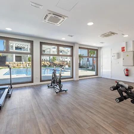 Casa Naya - Modern 2bdr Garage Pool Gym * Estepona