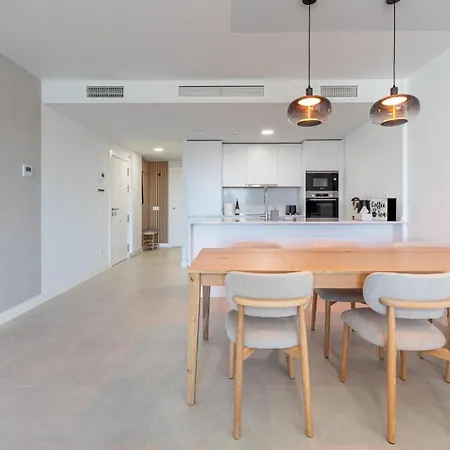 Lejlighed Casa Naya - Modern 2bdr Garage Pool Gym *